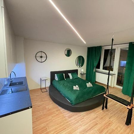 Yourapart Jacuzzi Przy Zamku Krolewskim Варшава Екстериор снимка