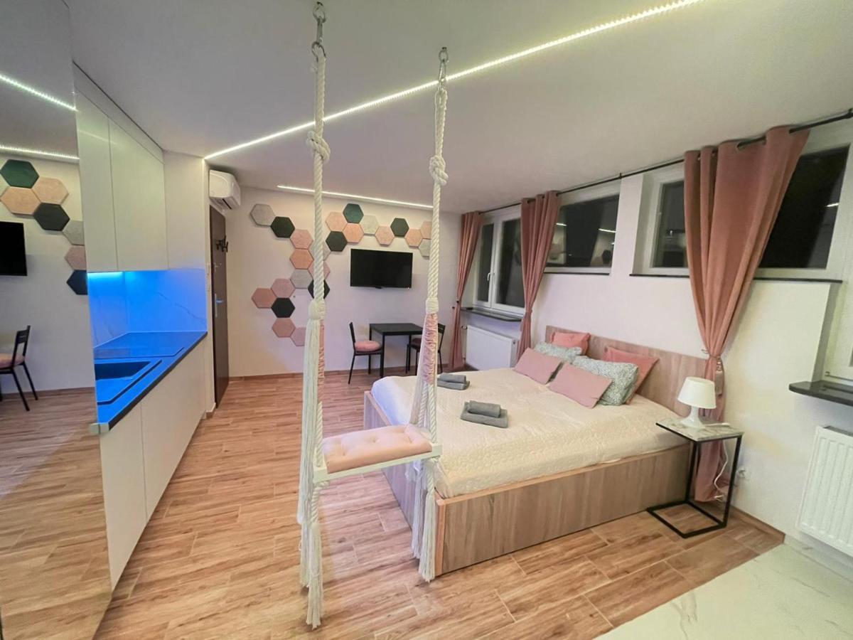 Yourapart Jacuzzi Przy Zamku Krolewskim Варшава Екстериор снимка
